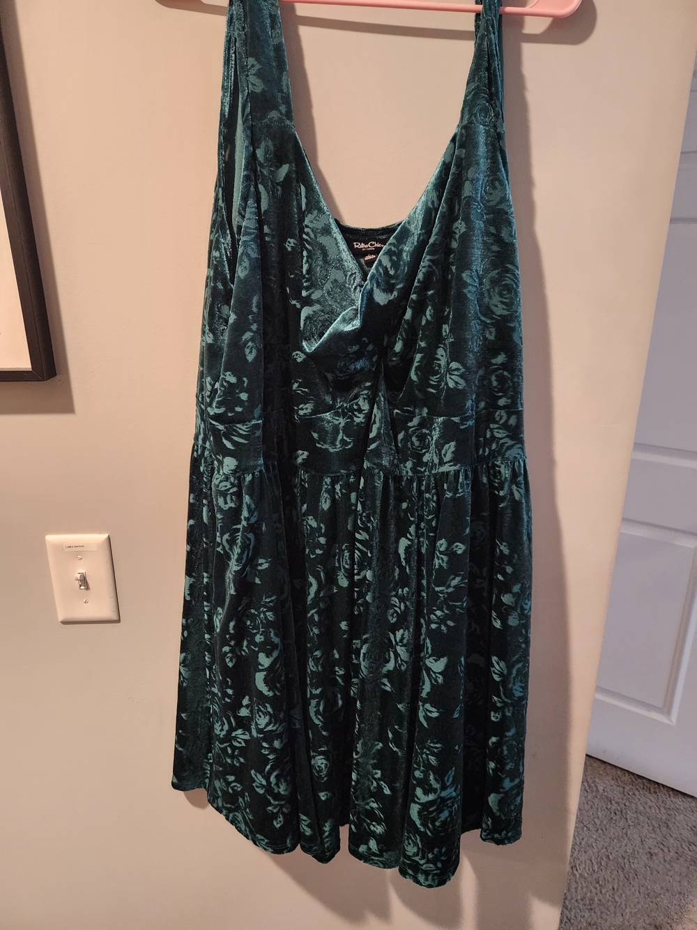 TORRID size 6 Retro Green Burnout Velvet Mini Dress